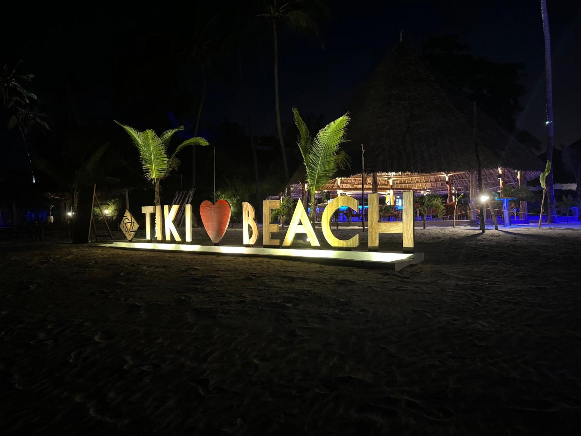 Tiki Beach Club & Resort (Adults Only) Bwejuu Exterior photo